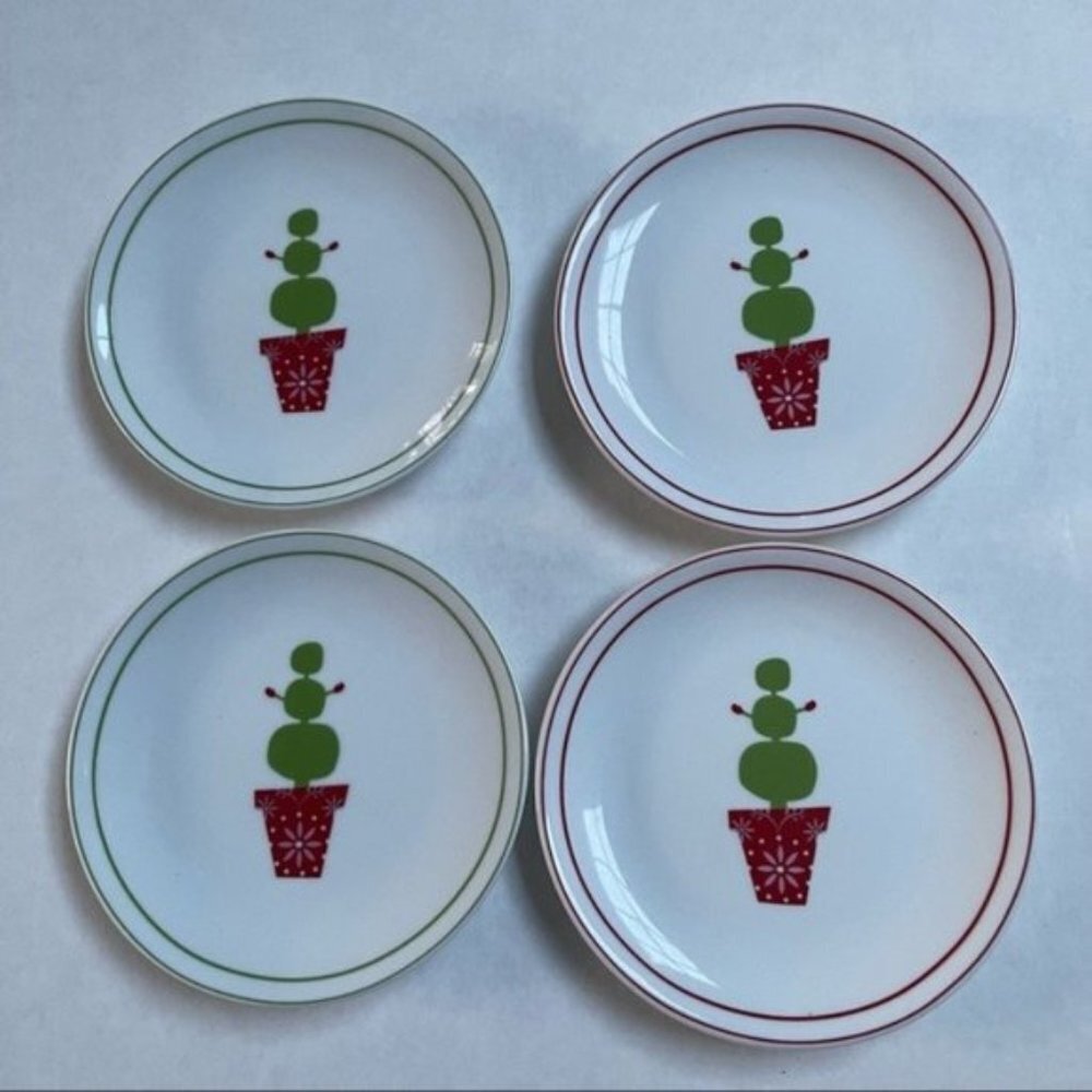 Starbucks COffee Holiday Plate Set of 4 Christmas 2006 Microwave Dishwasher Safe